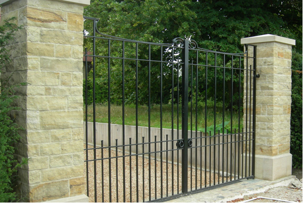 Ascot-style forged gates Wales